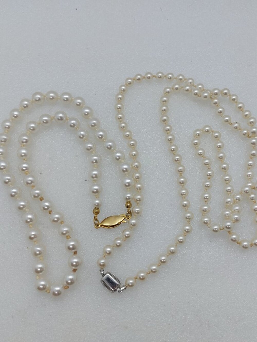 3 Bead Necklaces Faux Pearl White, Cream Color & Pinkish - Picture 12 of 13